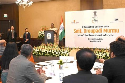 Photo Gallery: Press Information Bureau