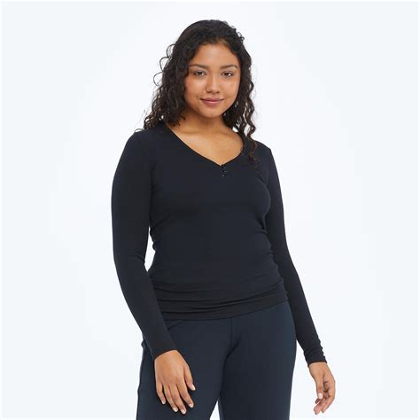 Henley_Black_Front_10.jpg?v=1598028521
