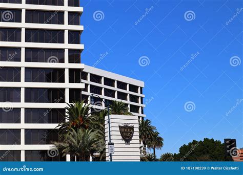Beverly Hills Sign Located in the Intersection of San Vicente Boulevard ...