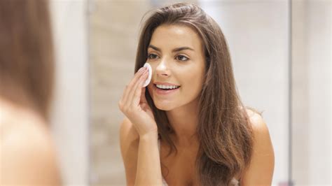 How to remove blackheads without tools - Exfoliation, Masks & Peels ...