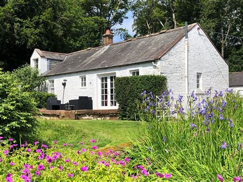 THE STEADING COTTAGE (Thornhill) - Lodging Reviews & Photos - Tripadvisor