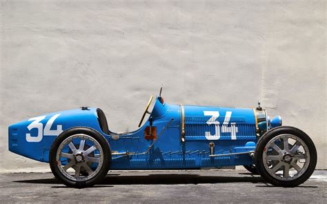 Bugatti Type 35, Number 34 #Bugatti #Type35 #VintageRacing #racecar ...