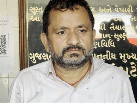 Varachha Police Book Pharmacist Ramgopal Khandelwal | Illegal Pregnancy ...