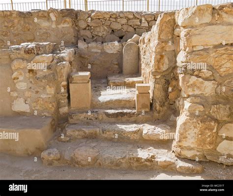 the Holy of Holies of the temple in the Israelite Fortress at Tel Arad ...