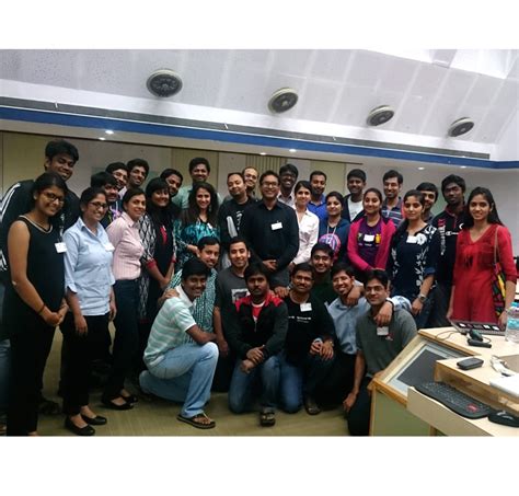 BALANCE DESIGN & FASHION CONSULTANCY