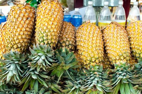 Tepache, a fizzy Mexican drink made using pineapple peels is good for ...