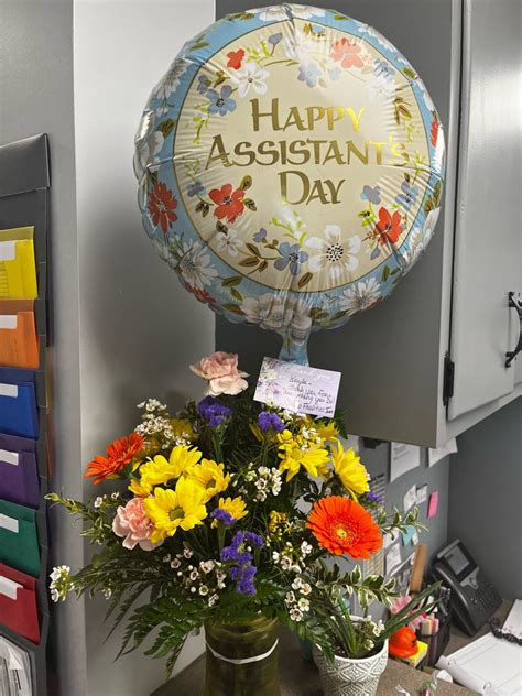 Kayla Simon on LinkedIn: Happy Administrative Assistant Day!