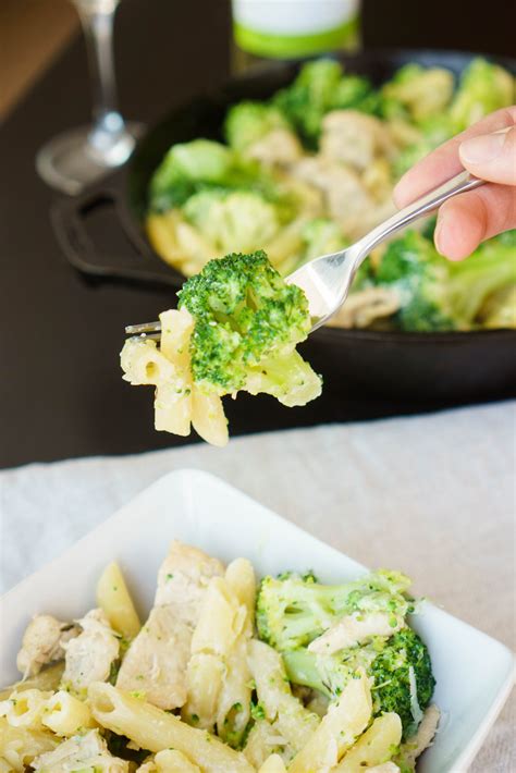 Chicken Broccoli Ziti - The Cookware Geek