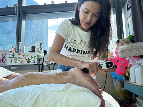 Plantar Fasciitis Treatment in Singapore | Physiotherapy