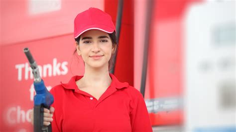 Gas station uniforms: understand its importance | Petrol Group