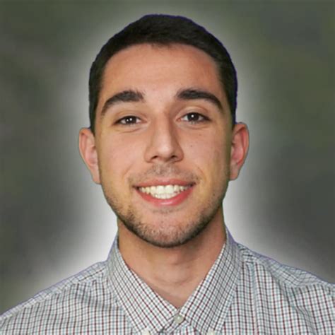 FXAIX vs VOO: Which S&P 500 Index Fund Should You Buy?