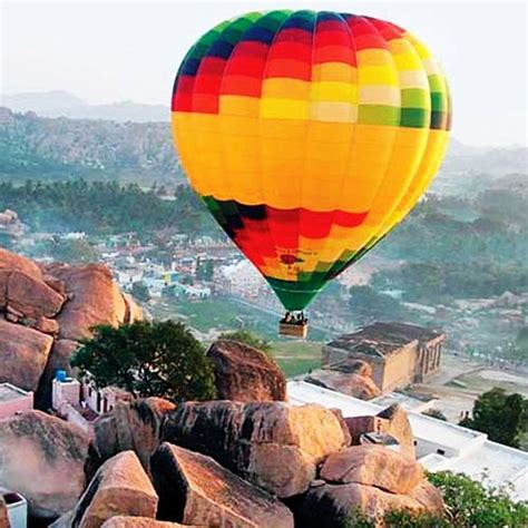 Places That Offer Hot Air Balloon Rides In India - Hello Travel Buzz