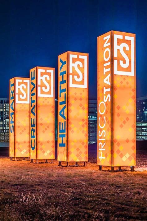 Pylon Sign Design 的图像结果