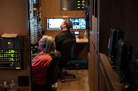 Thanks for coming to RiffTrax Live!