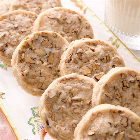 Pecan Sandies - Preppy Kitchen