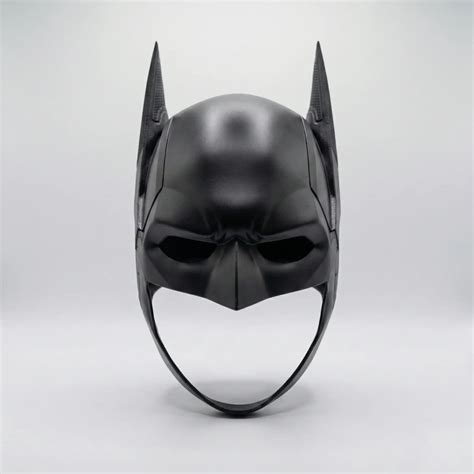 Batman-Inspired Wearable Mask – Fabbit