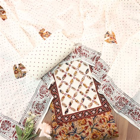 Khushi Red Kalamkari Printed Applique Yoke Cotton Set – Desisandook ...