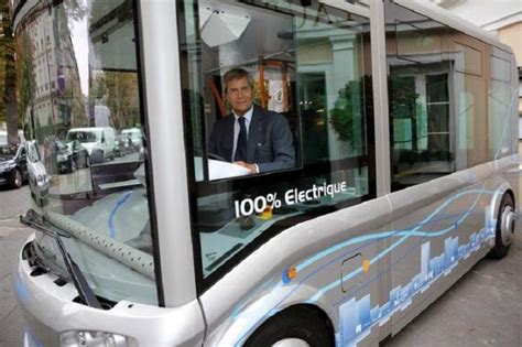 Paris Goes Green, Places Order For 800 Electric Buses To Tackle Smog ...