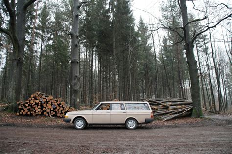 How does altering a vehicle’s center of gravity impact its handling and stability? - Vehicle ...