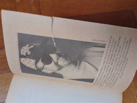 SKINNY LEGS AND ALL, Tom Robbins - Kupindo.com (78143813)