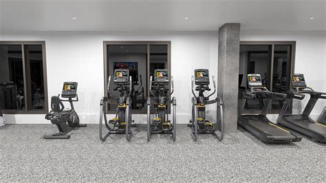 5 Star Hotel Gym 的图像结果