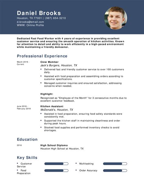 25 Fast Food Worker Resume Examples and Templates for 2025 ...