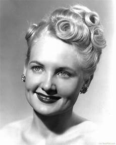 1940s Updo Hairstyles by 10 Beautiful 1940 S Hairstyles For Feminine With 1940s Updo Hairstyles