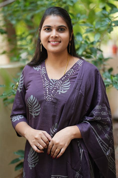 Purple Color Straight Cut V Neck Cotton 3 Piece Set – SrivalliCollection