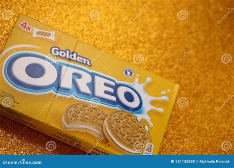 TERNOPIL, UKRAINE - MAY 28, 2022: Oreo Golden Crispy Cookie Box. the ...