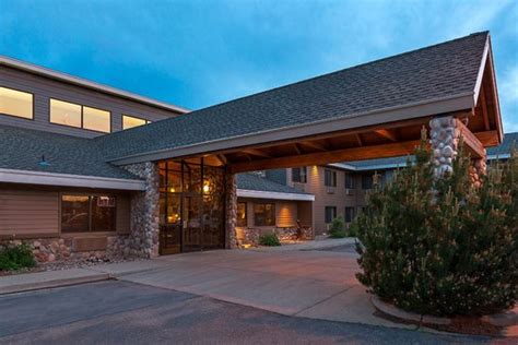 AMERICINN BY WYNDHAM MEDORA - Motel Reviews, Photos, Rate Comparison ...