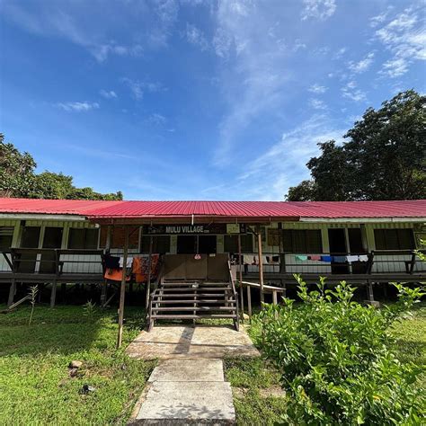 MULU VILLAGE (Gunung Mulu National Park, Malaysia - Sarawak ...