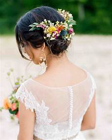 Flower Hair Style Wedding Brunet by 25 Braided Wedding Hairstyles We Martha Stewart Flower Hair Style Wedding Brunet