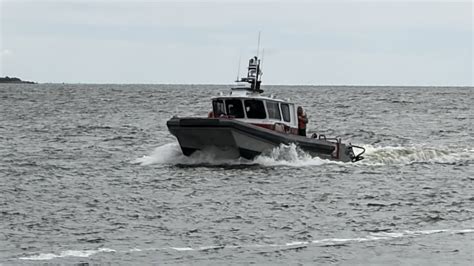Kayaker rescued by first responders from Connecticut River after going ...