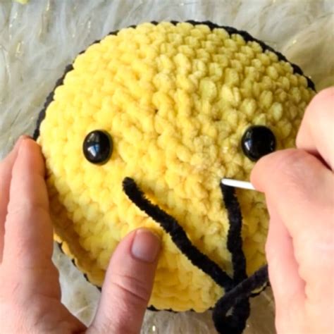 Image result for Crochet Bee Tutorial