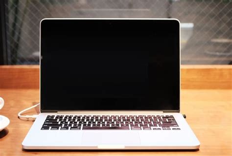 Black Computer Screen 的图像结果