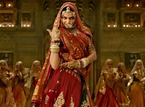 All The Times Costumes In Bollywood Movies Irked Fans & Sparked ...