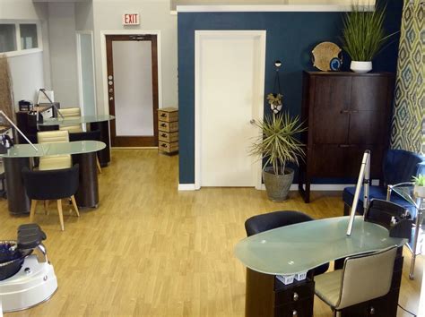 Nail Salon Lawrence Ks