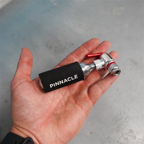 Pinnacle CO2 Tyre Inflator | Sports Direct