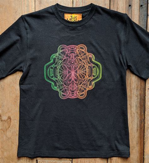 Entangled Everything ★ UV reactive ★ organic hemp T-shirt | Globular