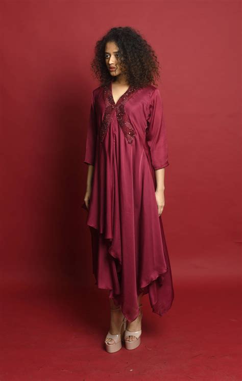 Asymmetric Sequined Chic Wear - 1478 – MadaSasa