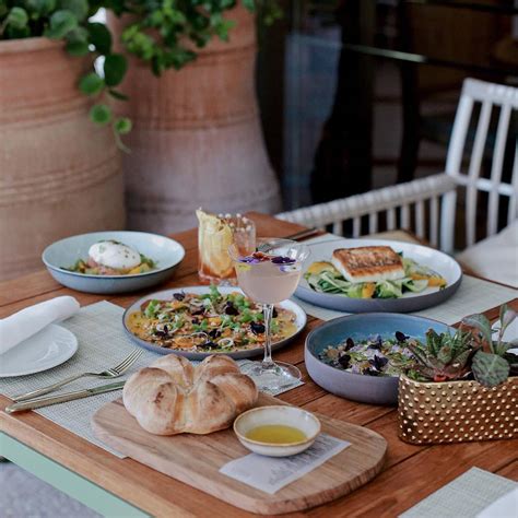 5-Star Luxury Resort in Palm Beach | Four Seasons Palm Beach
