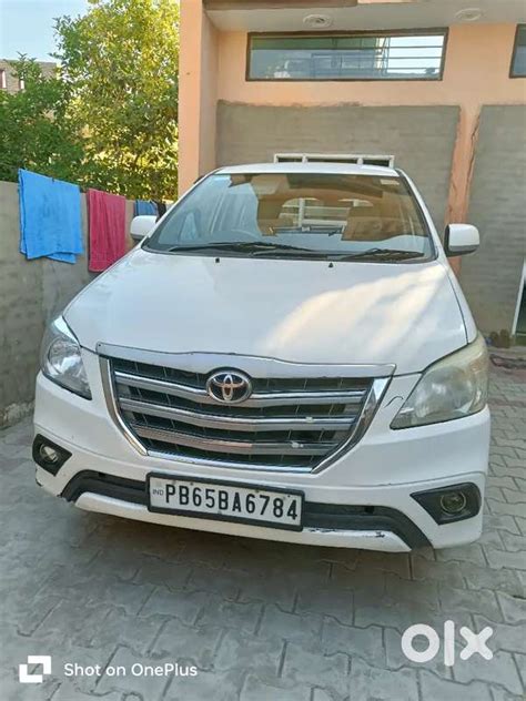 Toyota Innova 2014 Diesel 189000 Km Driven - Cars - 1804789008