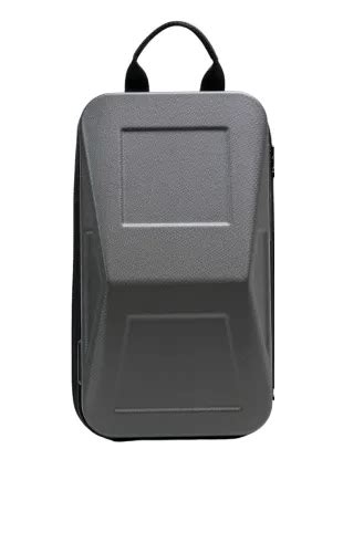 Content-Aware Scale Logos 的图像结果