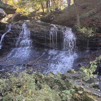 COBBLEHAUS AT THE FALLS - Updated December 2025 - 92 Photos & 32 ...