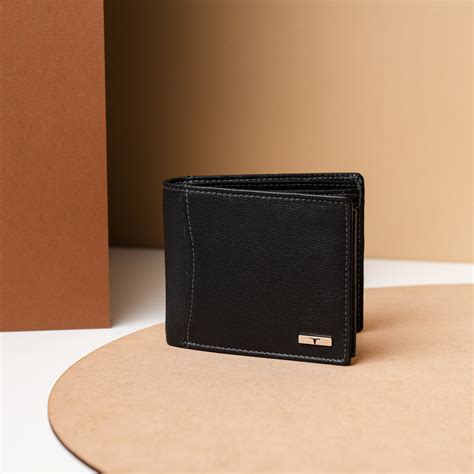 Urban Forest Oliver Genuine Leather Wallet for Men – Slim, Durable & R