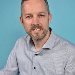 A step by step approach to intelligent data-centricity