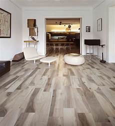 pavimenti in ceramica finto legno gres porcellana effetto legno idee ristrutturazione casa pavimenti in ceramica finto legno gres porcellana effetto legno idee ristrutturazione casa