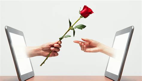 5 Mistakes You Need To Avoid During Online Dating - lifeberrys.com