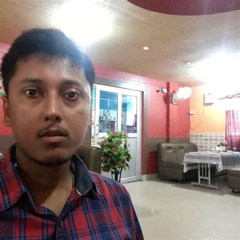 KANCHANJONGHA COMPLEX (Dibrugarh, Assam) - B&B Reviews & Photos ...