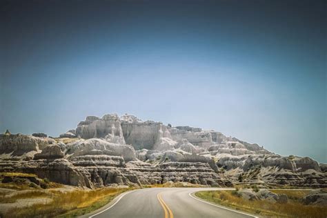 Top 5 South Dakota Scenic Drives: Road tripping with a view!